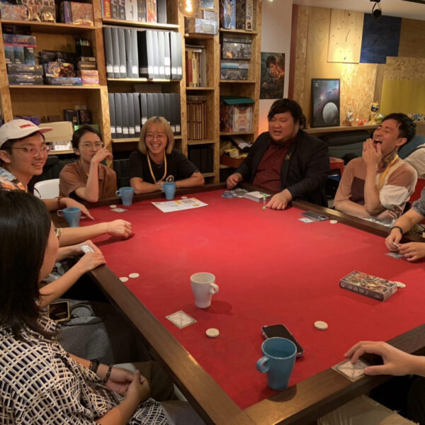 【交流小聚】09/11 (三) ｜台北場｜決戰桌遊夜-Grow Life 靠過來桌遊咖啡廳